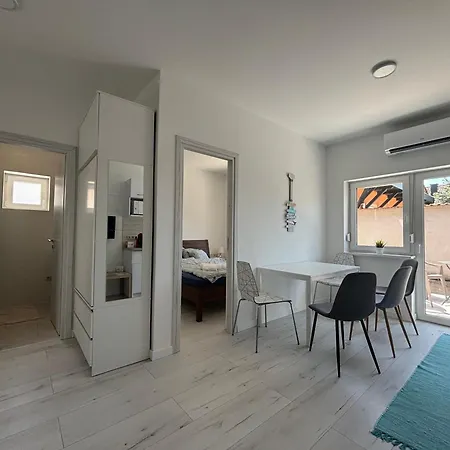 Sl Holiday home *
