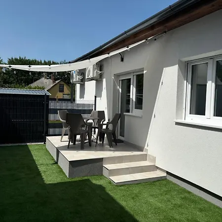 Sl Holiday home *